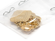 Pawnitems, Lot of gold, engraved/damaged 18K 5,4g, in auction: Pawn – Tuesday 16 November 2010