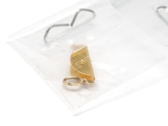 Pawnitems, Lot of gold, damaged 18K 0,4g, in auction: Pawn – Tuesday 16 November 2010