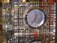 Pawnitems, 1 MANTELCLOCK, crystal., in auction: Pawn – Saturday 24 January 1998