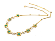 Jewellery, NECKLACE, 18Kguldvikt 9,6g cultured pearls and green agates L= 38.5 cm, in auction: Classic – Saturday 26 March 2011