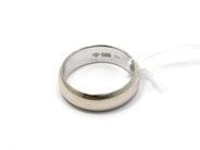 Pawnitems, Lot of gold, white gold 14K engraved 5,1g, in auction: Pawn – Tuesday 15 March 2011
