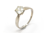 Jewellery, SINGLE STONE RING, 14K white gold, in auction: Classic – Saturday 24 September 2011