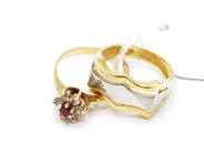 Pawnitems, Rings, Ring with stones SIZE 17 1/2, in auction: Pawn – Tuesday 22 November 2011
