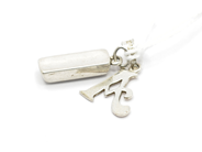 Pawnitems, Pendants, 2, in auction: Pawn – Tuesday 22 November 2011
