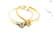 Pawnitems, Rings, 2st 18K a white gold Ø18 181/2 3g, in auction: Pawn – Tuesday 22 November 2011