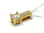 Pawnitems, Charm, 18K with stones 2,2g, in auction: Pawn – Tuesday 22 November 2011