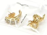 Pawnitems, Earrings, 2 pair 18K 3g, in auction: Pawn – Tuesday 22 November 2011