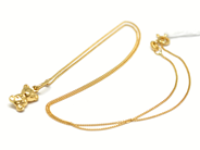 Pawnitems, Necklace, "curb" 42,5cm Charm 18K 2,3g, in auction: Pawn – Tuesday 22 November 2011
