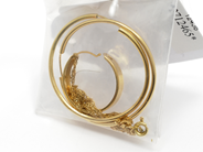 Pawnitems, Lot of Gold, broken 18K  4g, in auction: Pawn – Tuesday 22 November 2011