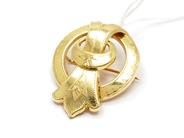 Pawnitems, Brooch, dented 18K 4,4g, in auction: Pawn – Tuesday 22 November 2011