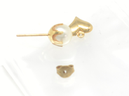 Pawnitems, Lot of Gold, with pearl defect 18K 1,1g, in auction: Pawn – Tuesday 22 November 2011