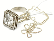 Pawnitems, Necklace, Box-chain 42cm Ring broken Silver 9,3g, in auction: Pawn – Tuesday 22 November 2011