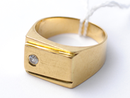 Pawnitems - Signet ring, with stone 18K SIZE 20 1/2 10,6 g - View 1