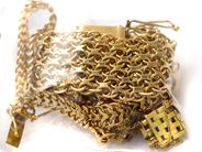 Pawnitems, Lot of Gold, defect broken 18K 35,6g, in auction: Pawn – Tuesday 5 June 2012