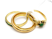 Pawnitems, Lot of gold with stones 18K defect/engraved 9,3g, in auction: Pawn – Tuesday 31 July 2012