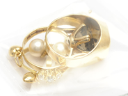 Pawnitems, Lot of gold with stones 18K defect 10,8g, in auction: Pawn – Tuesday 31 July 2012