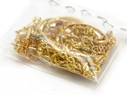 Pawnitems, Lot of gold with stones 18K defect/engraved 14,2g, in auction: Pawn – Tuesday 31 July 2012