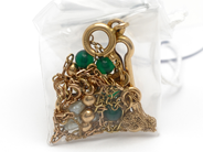 Pawnitems, Lot of gold with stones 18K defect 5,7g, in auction: Pawn – Tuesday 31 July 2012