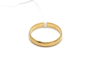 Pawnitems, Ring 18K engraved 4g, in auction: Pawn – Tuesday 31 July 2012