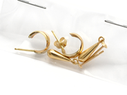 Pawnitems, Lot of gold 18K 1,5g, defect, in auction: Pawn – Thursday 10 January 2013