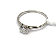 Jewellery, Ring white gold engraved with diamond somewhat oval 1xca0,80ct avkapad culet unmounted in the setting 18K Ø16 3/4 2,1g, in auction: Pawn – Tuesday 17 September 2013