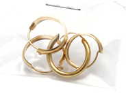 Lot, Lot of gold 18K 1,6g, defect, in auction: Pawn – Tuesday 5 November 2013