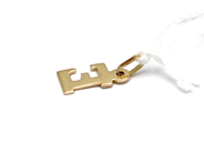 Jewellery, Pendant " E " 18K 0,4g, in auction: Pawn – Tuesday 5 November 2013