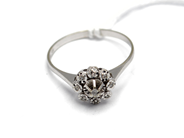 Jewellery, Ring 18K white gold with diamonds 9xca0,005ct Ø17¼ 1,9g, in auction: Pawn – Tuesday 5 November 2013