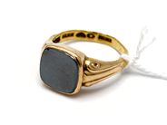 Lot, Lot of gold 23K 7,4g defect with stone, in auction: Pawn – Tuesday 5 November 2013