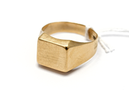 Lot, Lot of gold 18K 3,7g defect, in auction: Pawn – Tuesday 5 November 2013