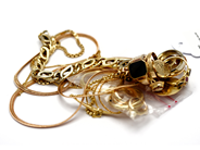 Lot, Lot of gold, contains stones and diamond 1x approx 0,04ct defect skew engraved 18K 81,7g, in auction: Pawn – Tuesday 5 November 2013