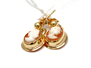 Jewellery, Earrings, One pair with Cameo 18K 1,3g, in auction: Pawn – Tuesday 5 November 2013