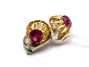 Lot, Lot of gold, with stone and diamonds 2x approx 0,04 ct 14K 8,2g, in auction: Pawn – Tuesday 5 November 2013