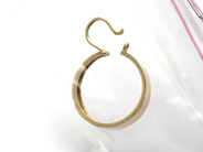 Lot, Earring, odd 18K 2,4g, in auction: Pawn – Tuesday 5 November 2013