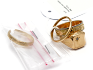 Lot, Lot of gold, with stone defect 18K 15,1g, in auction: Pawn – Tuesday 5 November 2013