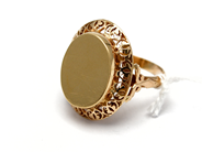 Jewellery, Ring, in 14K with detail in 18K gross weight: 8,7g, in auction: Pawn – Tuesday 5 November 2013