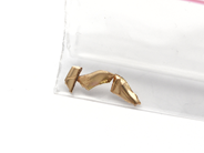Lot, Lot of gold, defect 18K 0,4g, in auction: Pawn – Tuesday 5 November 2013