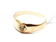 Jewellery, Ring with small pearl 18K 17 1/2 1,7g, in auction: Pawn – Tuesday 5 November 2013