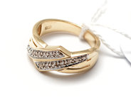 Lot, Ring 18K with 14 items åttkantsslipade diamonds, Ø16 4,9g, in auction: Pawn – Tuesday 5 November 2013