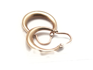 Jewellery, Earrings 14K 1 pair Ø15mm, 1,1g, in auction: Pawn – Tuesday 5 November 2013