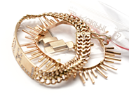 Lot, Lot of gold 18K; Chain with flat+ small old cut diamonds, two guldbitar & frame for brooch, in auction: Pawn – Tuesday 5 November 2013