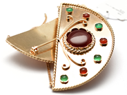 Lot, Lot of gold 18K (=2 Brooches with colourstones & two coin similar items, defekter) 114,7g, in auction: Pawn – Tuesday 5 November 2013