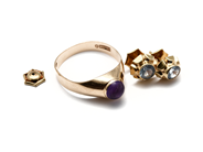 Lot, Lot of gold, defect with stones 18K 3,4g, in auction: Pawn – Tuesday 10 December 2013