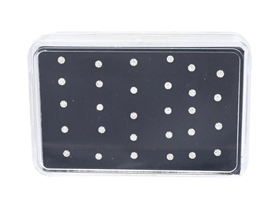 Ädelstenar, 29 DIAMANTER, briljantslipade ca 0,68 ctv