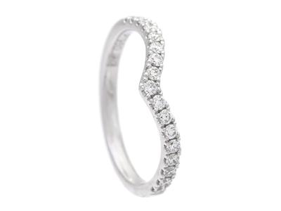 Smycken, JACKETRING, platina med 17 briljantslipade diamanter 0,24 ctv