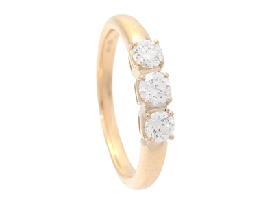 Smycken, TRESTENSRING, 18K guld med 3 briljantslipade diamanter 0,51 ctv