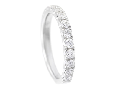 Smycken, ALLIANSRING, 18K vitguld med 13 briljantslipade diamanter 0,65 ctv