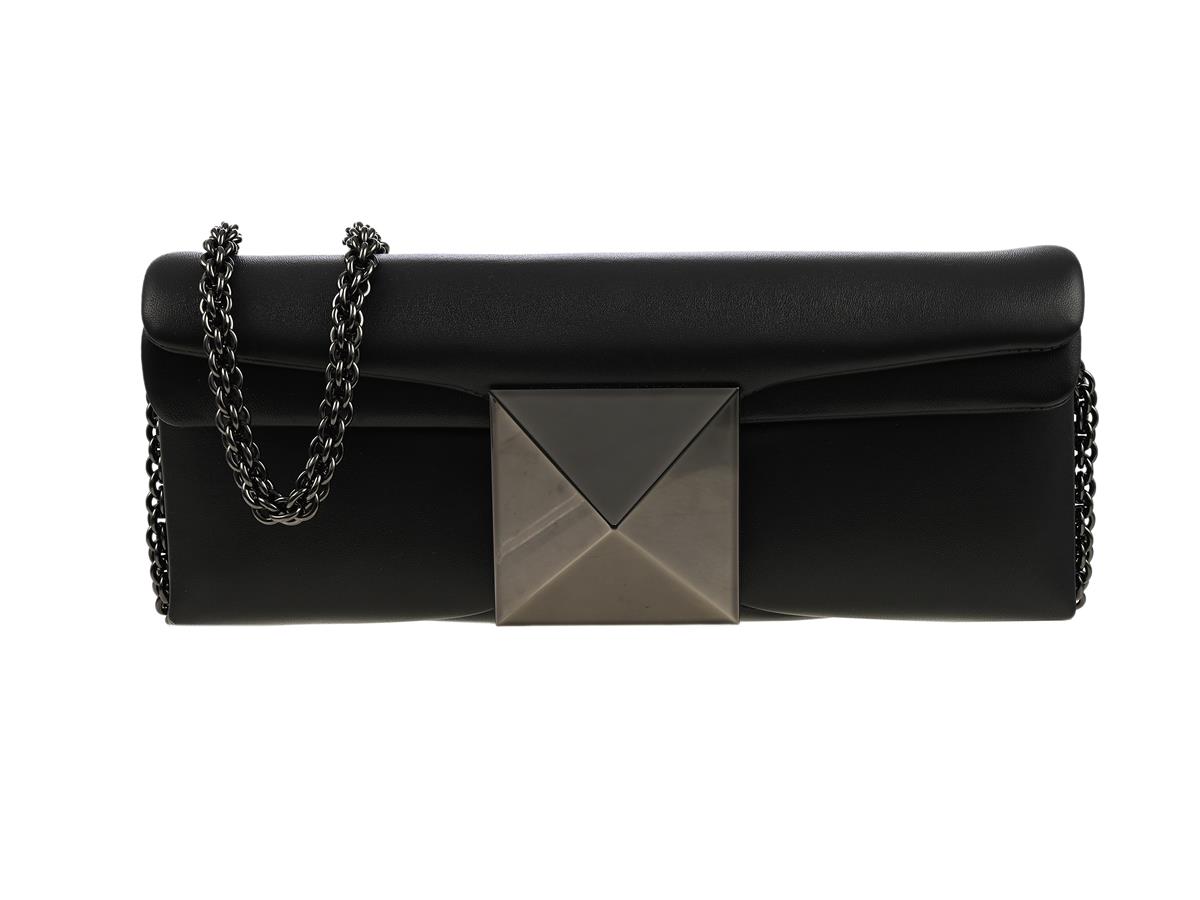 VÄSKA, VALENTINO, One Stud Bag, svart läder, svarta beslag, 27x12x6 cm, avtagbar axelrem, dustbag.
