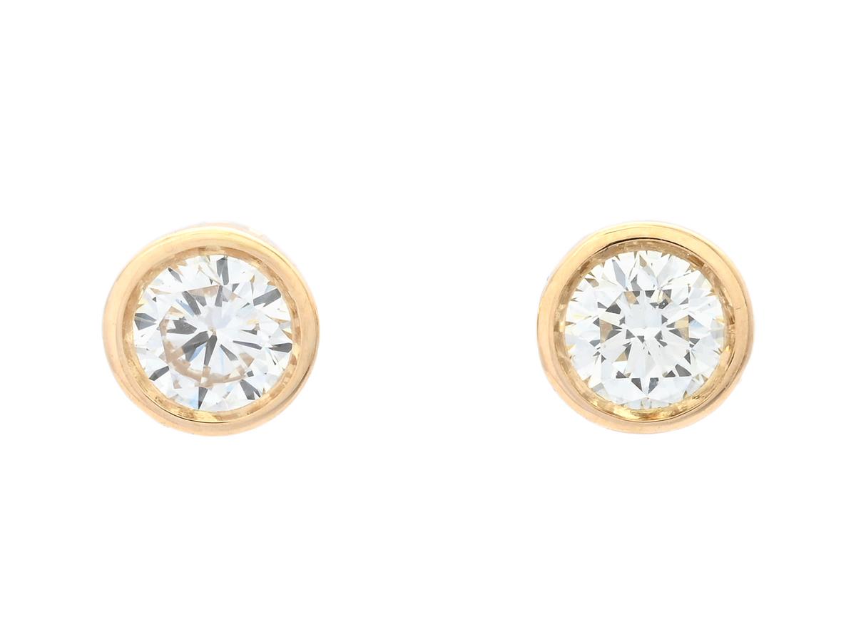 ENSTENSÖRHÄNGEN, 18K guld, briljantslipade diamanter ca 0,16 ctv, ca W-TCr/VVS-VS, stift, vikt 1,6 g.