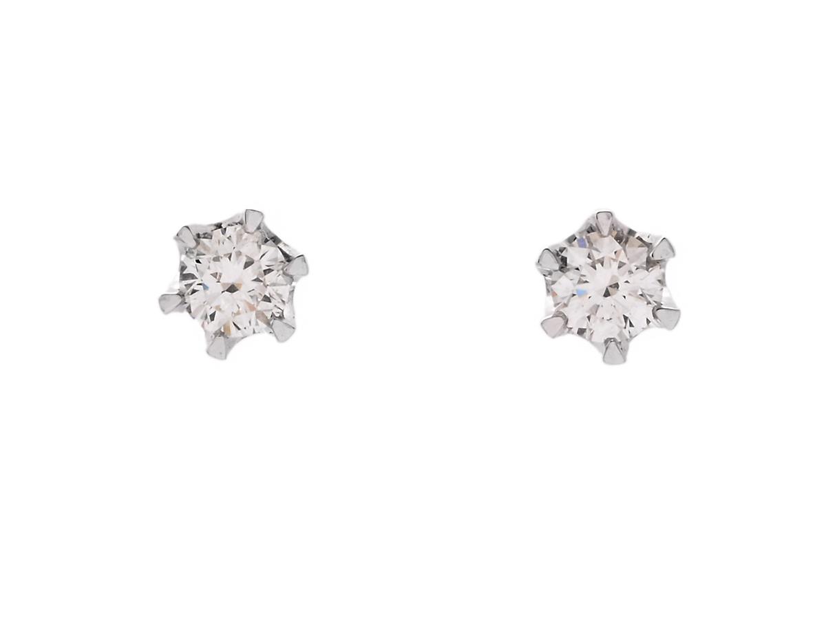 ENSTENSÖRHÄNGEN, 18K vitguld, briljantslipade diamanter ca 0,17 ctv, ca W-TCr/VS, stift, vikt 1,6 g.